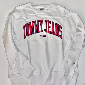 Tommy Jeans Sweatshirt in size L - Very good condition. 