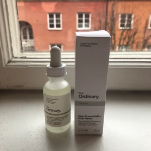 The Ordinary fluid primer - En primer från The Ordinary, helt oanvänd! Säljer pga beställde fel🤍