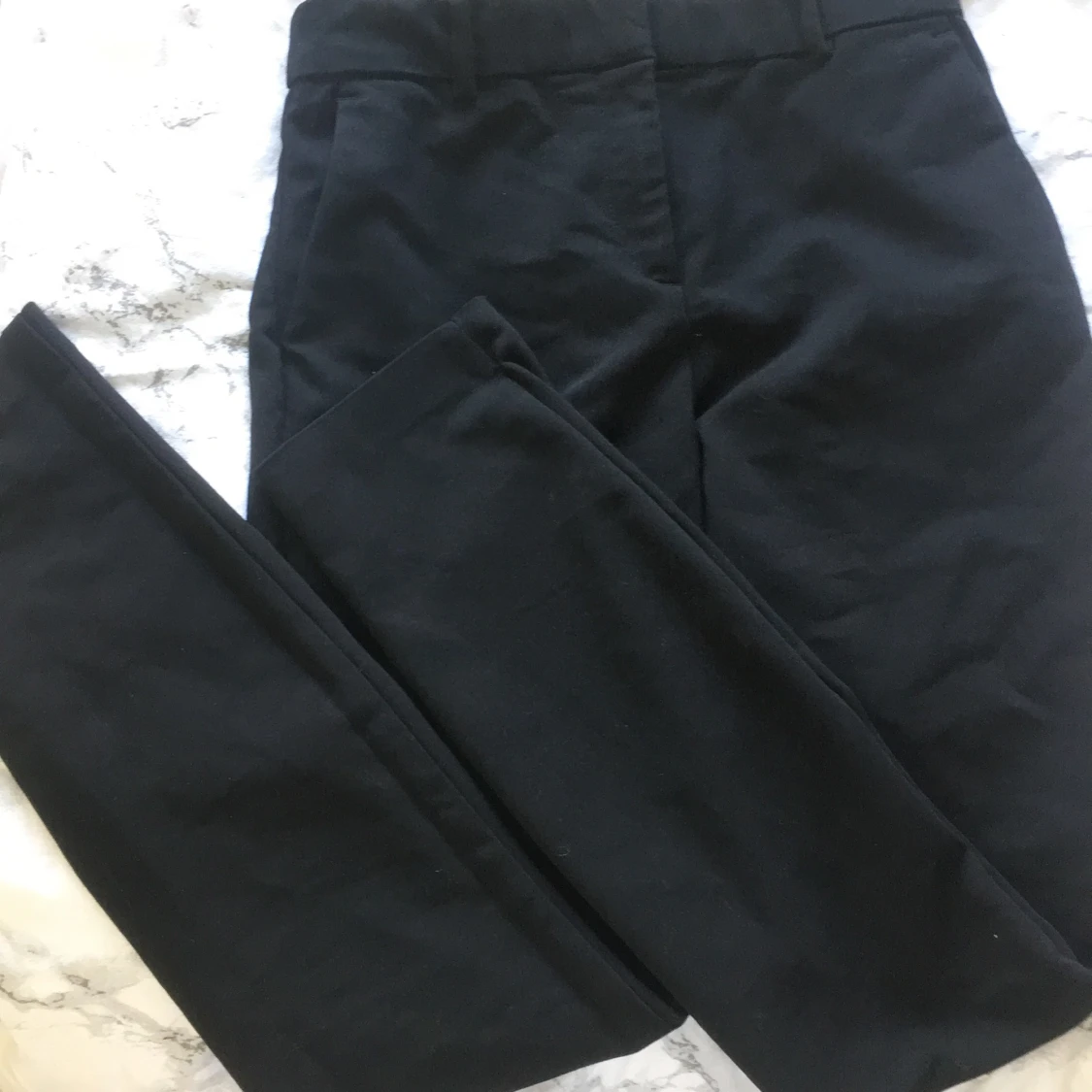 Svarta kostymbyxor från hm - 90