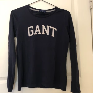 Gant tröja - Fint skick! Passar även S. Köparen står för frakt.