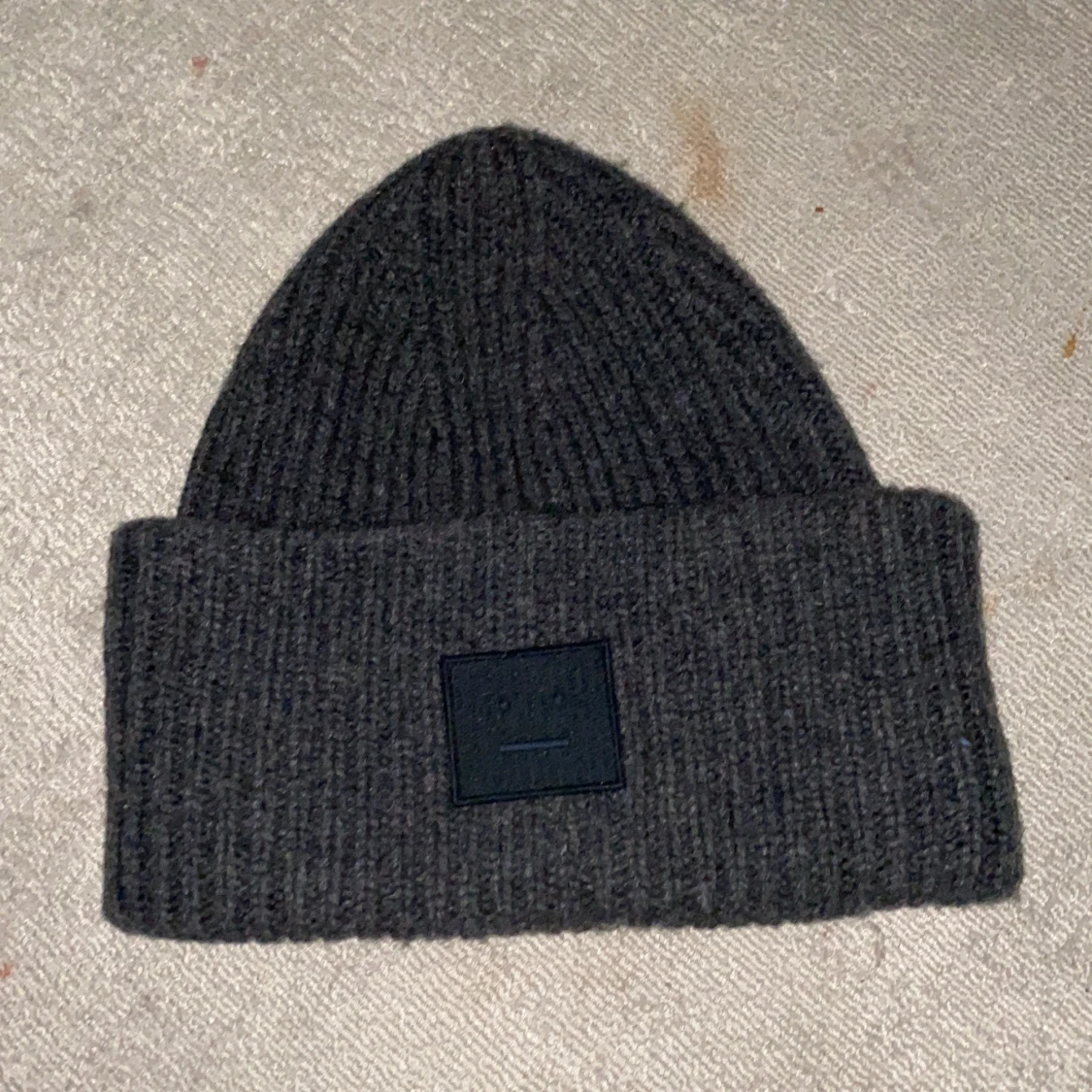 Acne mössa