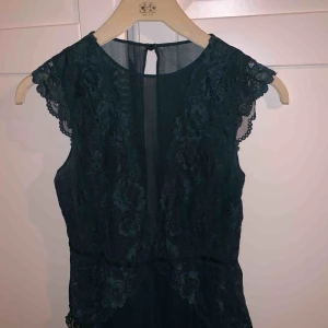  - Grön mesh body ifrån hm. Säljer pågrund av att den inte kommer till användning. Köparen står för frakt 