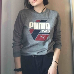  - Sweatshirt från puma, strl 158 barn så typ en XS. Frakt ingår i priset✨