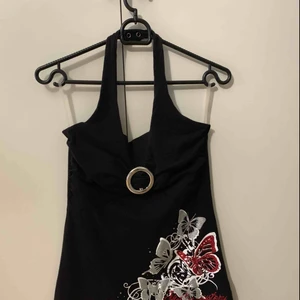 Topp - Tops i storlek xs, fin skick, finns i Odenplan Stockholm, kan skicka via post,