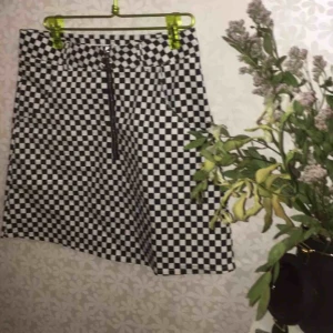  - Storleken funkar även för S/M! Väldigt stretchig, sätter sig även på min syster som är XS.  Jag betalar frakten. ♡ Betalning sker endast via swish.