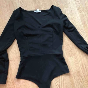  - Body från Nelly.com. Använd 1 gång. 