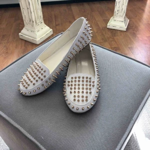  - Vita nit loffers. Aldrig använda. 