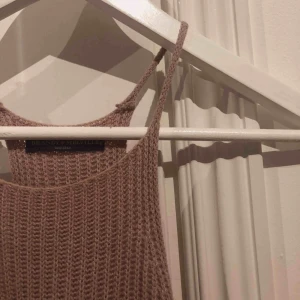  - Fin nude färjad virkat linne från brandy Melville 