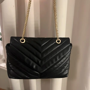 Väska - As snygg!! Bra skick💗💗