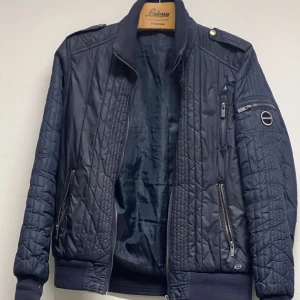 Fin jacka - Bra  skick