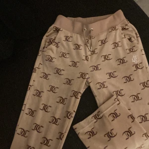 Mjukisbyxor - Beige/ brun med strass