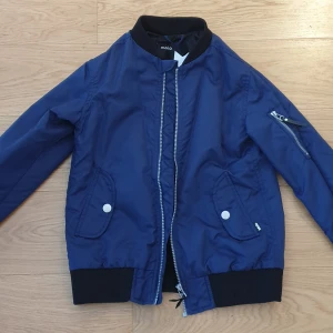 Jacka  - Stl.152, tuff, gott skick