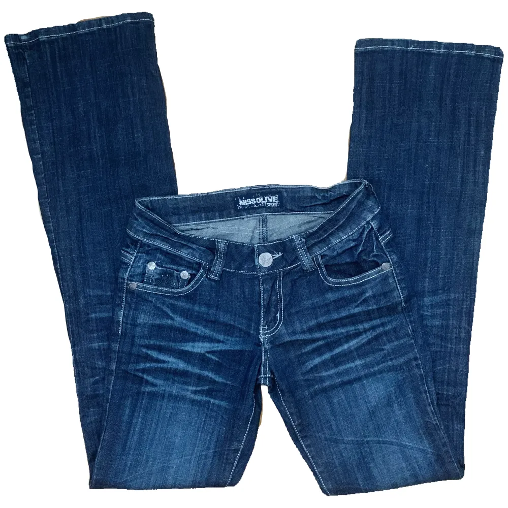 Lowrise jeans från Miss olive, vintage y2k (MÅNGA FLER Y2K PLAGG PÅ MIN PROFIL). Jeans & Byxor.