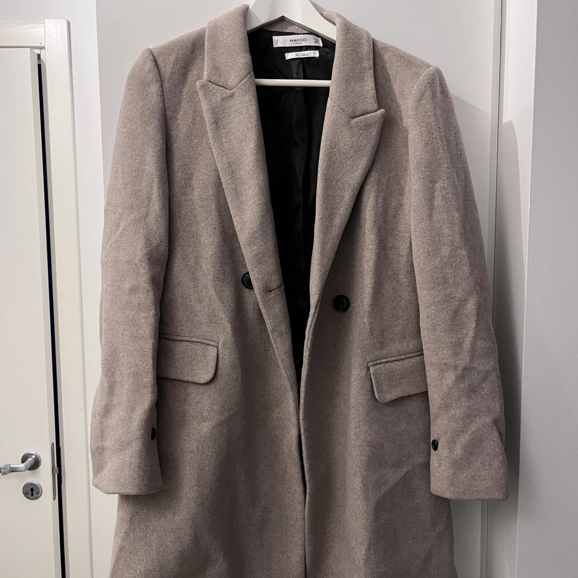 Kappa i ullmix från Mango - 90