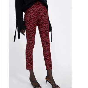 Leopard byxor från Zara använda en gång 