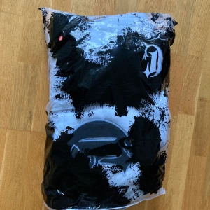 Jacka Corvade - Jackan går att ta bort och ändra på 