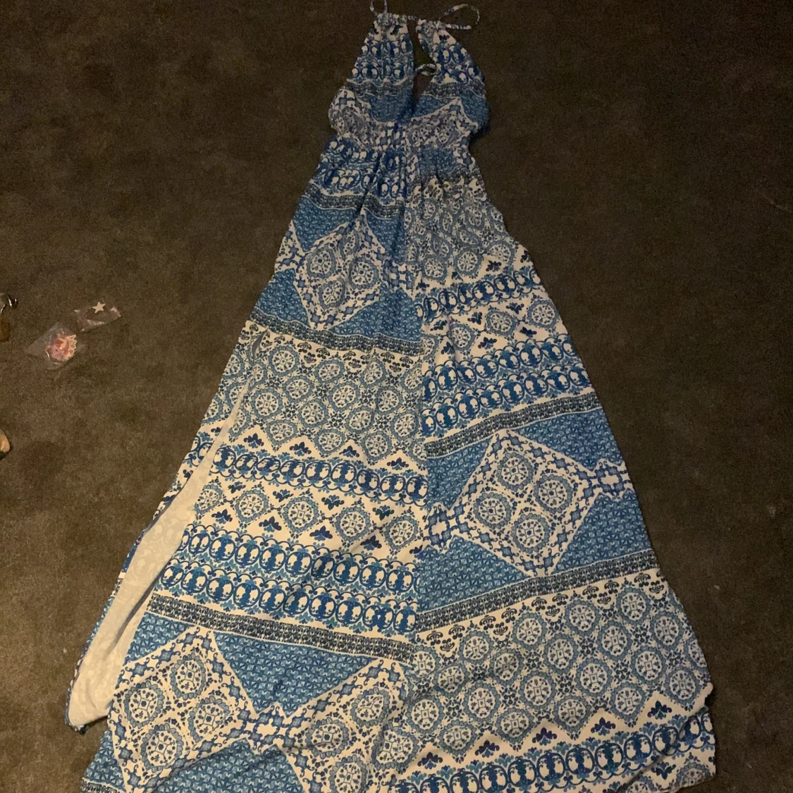 Lång blåvit klänning - 90