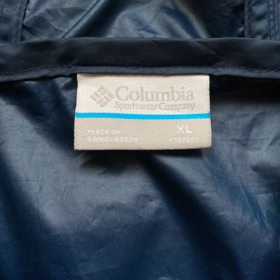 Columbia windbreaker  - 91