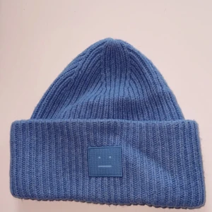 Acne mössa - Säljer min acne mössa för 600  (Strl 56 cm) 