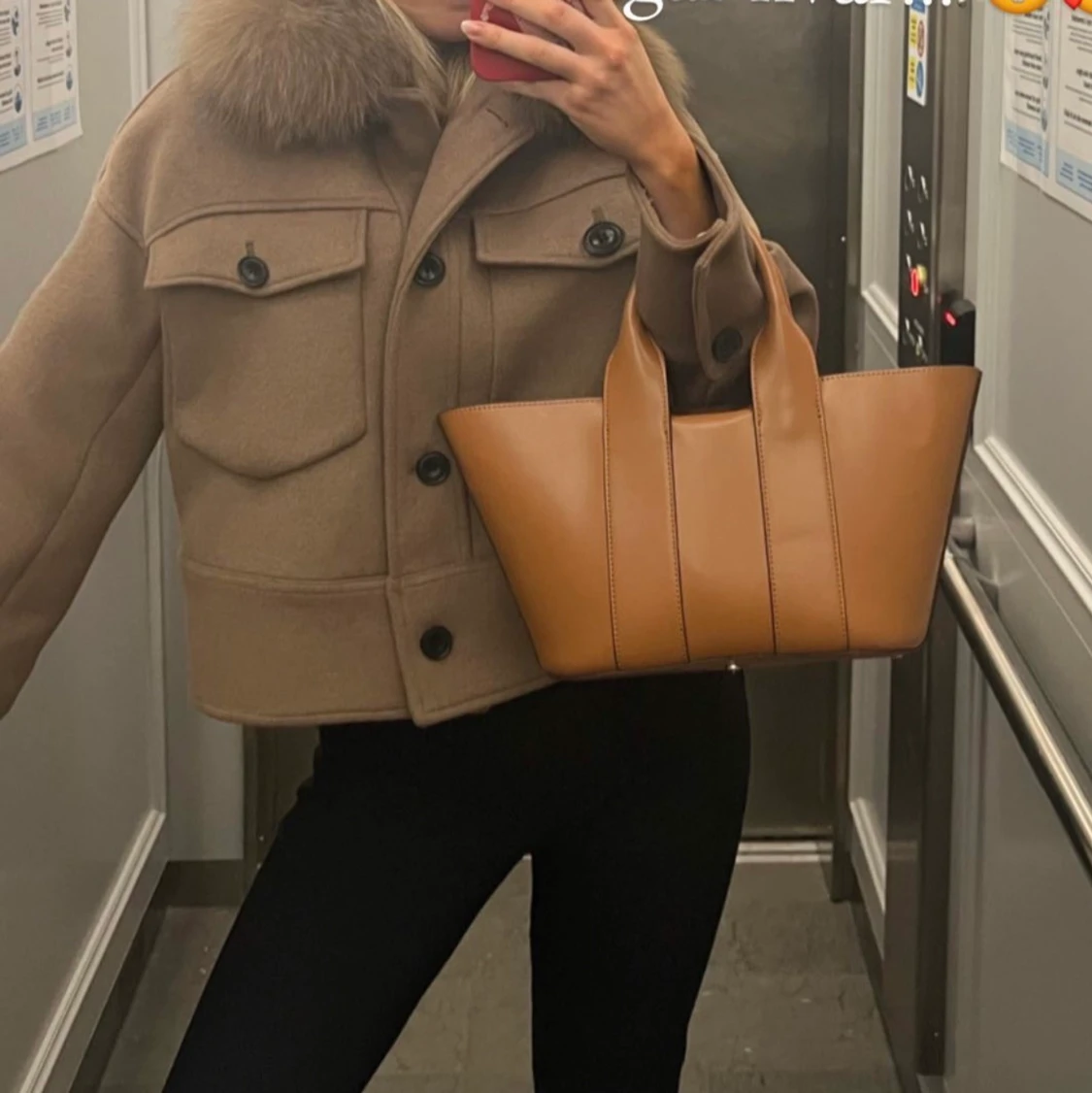 Slutsåld meotine kappa - 91