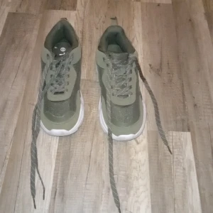 Skor  - Super sick har bara anvöndist 1 gång