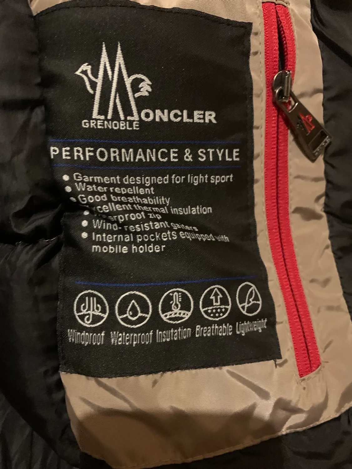 Äkta Moncler jacka - 91