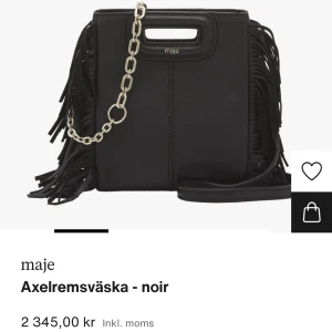 Maje väska mini - Svart maje väska i nyskick, har inga repor, skador eller något sånt. Använd ca 5 ggr. Köptes för 2300kr på zalando. säljer för 1200kr