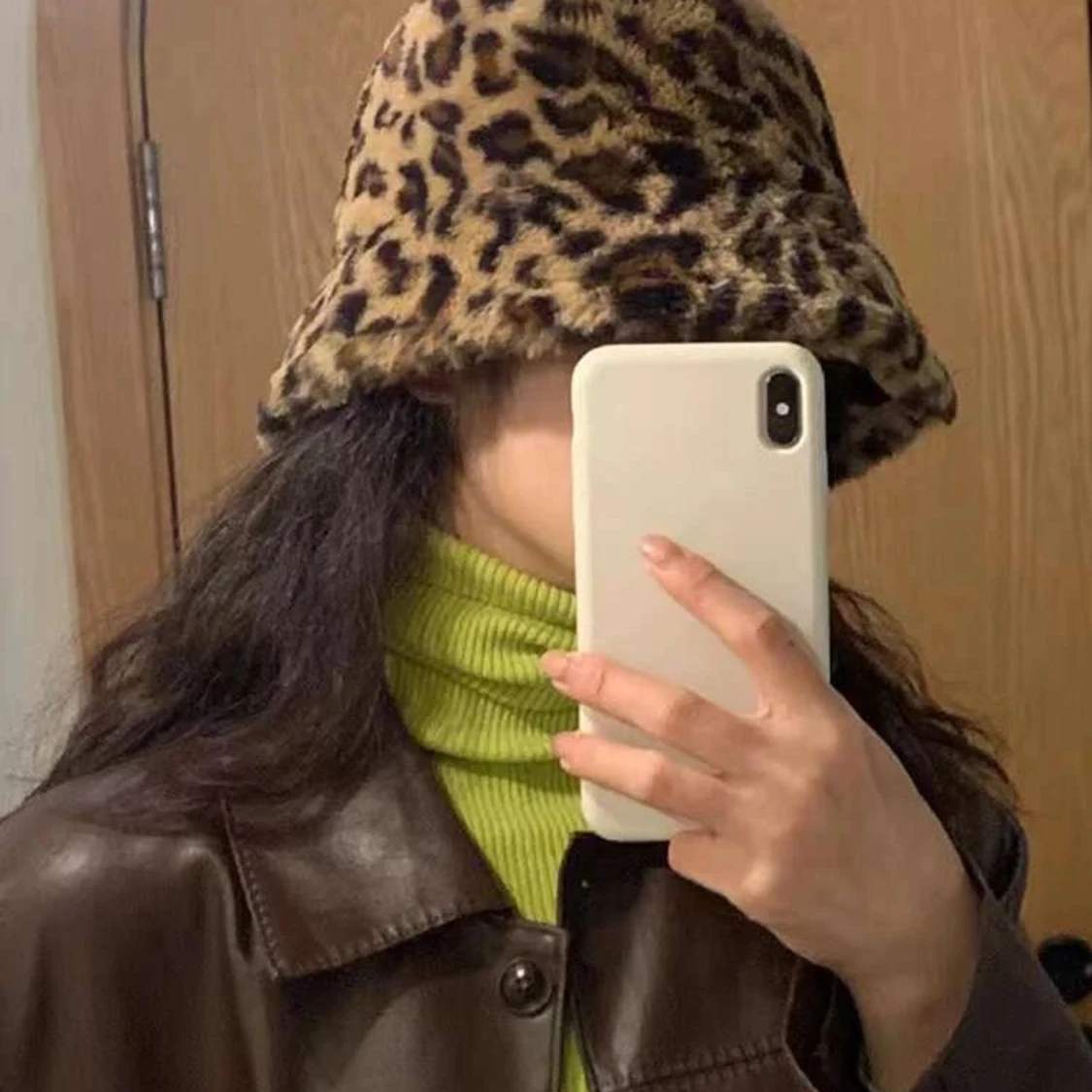 Bucket hat