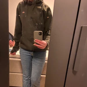 Hoodie  - En dickies hoodie som bara används 2 gånger