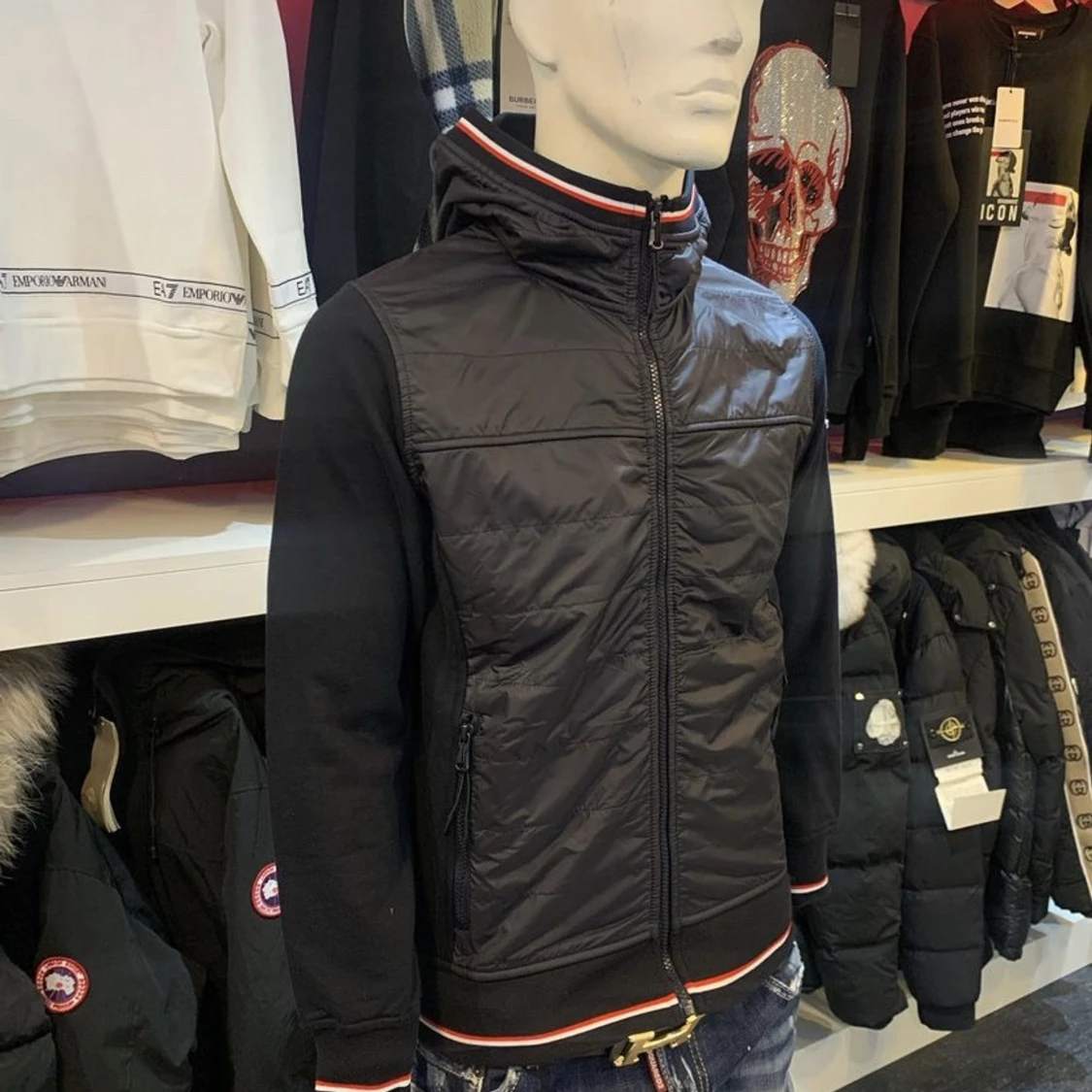Moncler jacka - 91