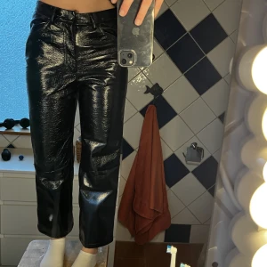 Lackbyxor - Jättecoola lackbyxor, straightfit. Nästan aldrig använda 