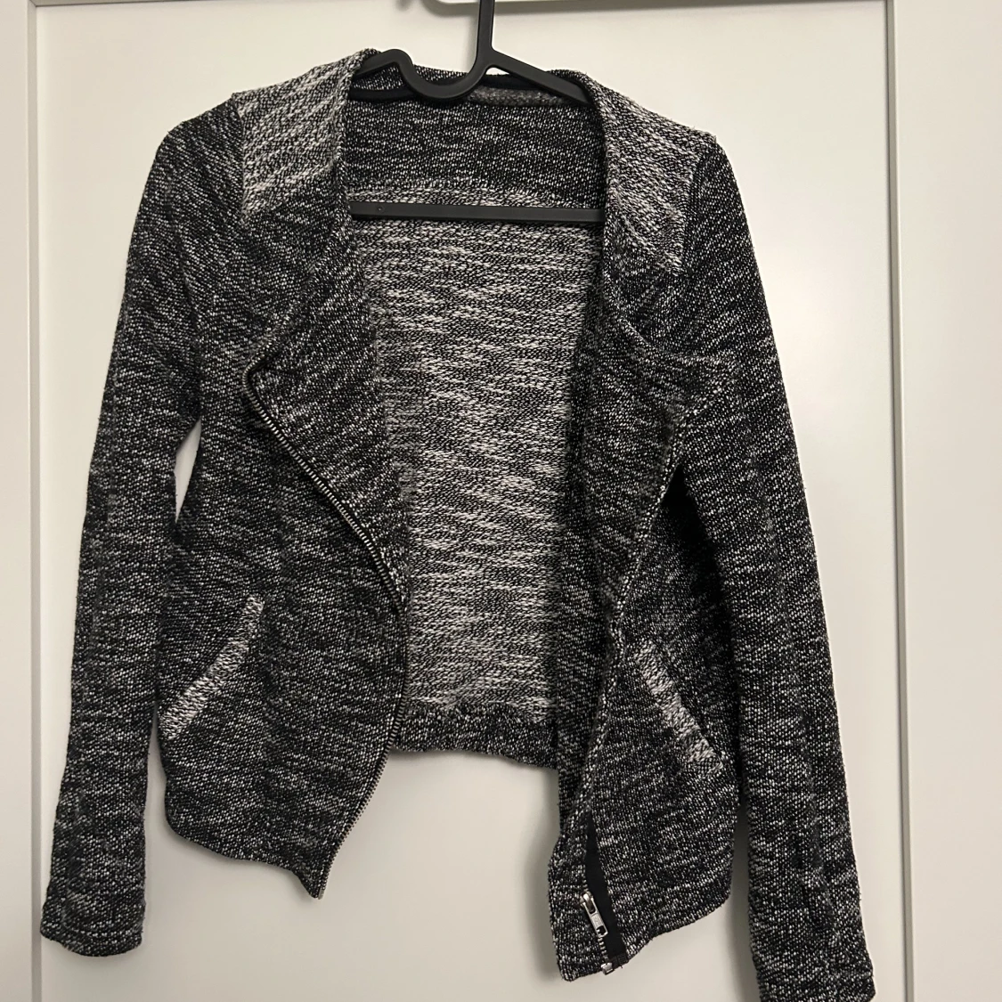 Kofta från Gina tricot