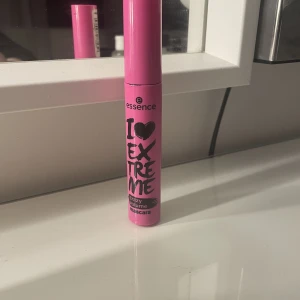Essence mascara - Helt ny mascara från essence Frakt:13kr 