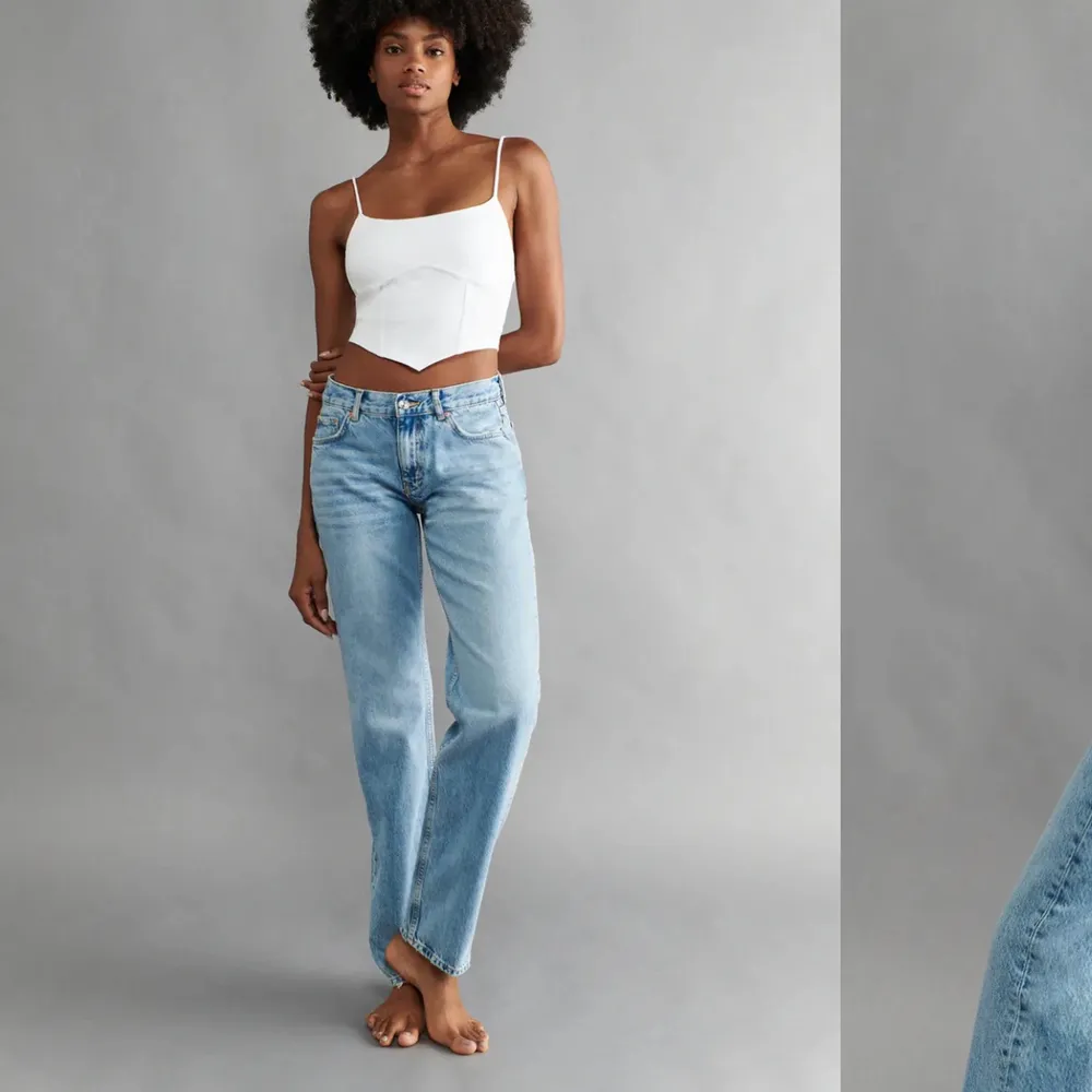 Säljer dessa slutsålda jeans från Gina Tricot i färgen Lt blue då dom är lite för långa på mig.  (Använda en gång).  Vid stort intresse kan jag starta en budgivning. Jeans & Byxor.