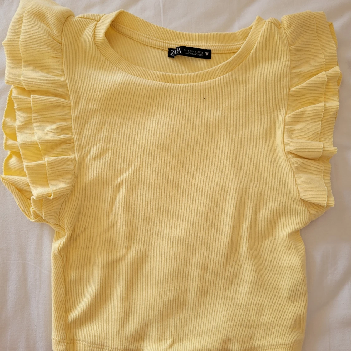 Jättefin volangtopp från Zara💛 - 90