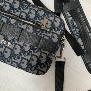 S - Nya Christian dior väska 