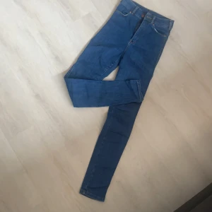 Jeans mörkblå - Skinny Jeans