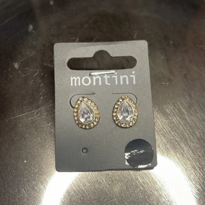 Örhängen 💎 - 20kr