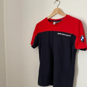 BMW Motorsport T-Shirt - Storlek XS. Inga anmärkningar.