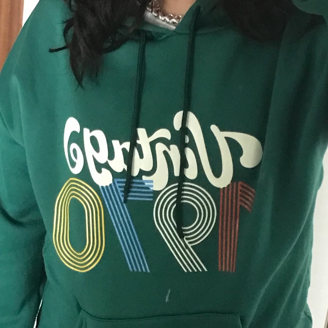 Grön hoodie