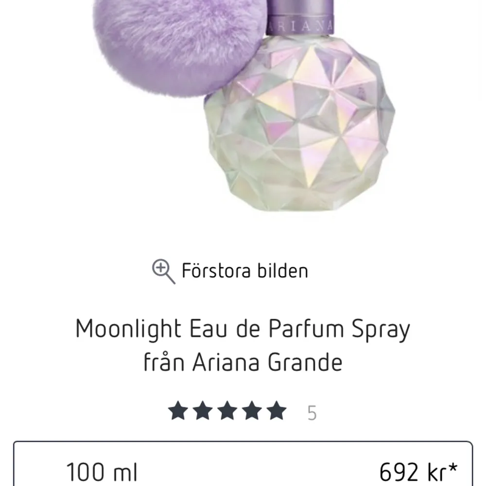 Säljer nu min Ariana Grande moonlight parfym. Har endast testats en gång och är därav helt full. Köptes online för ungefär ett halvår sen. . Övrigt.