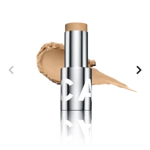 Caia Bbstick - Jag säljer mitt Bbstick från caia i färgen 30W. Produkten är endast testad🤍💫 Ordenarie pris 245kr