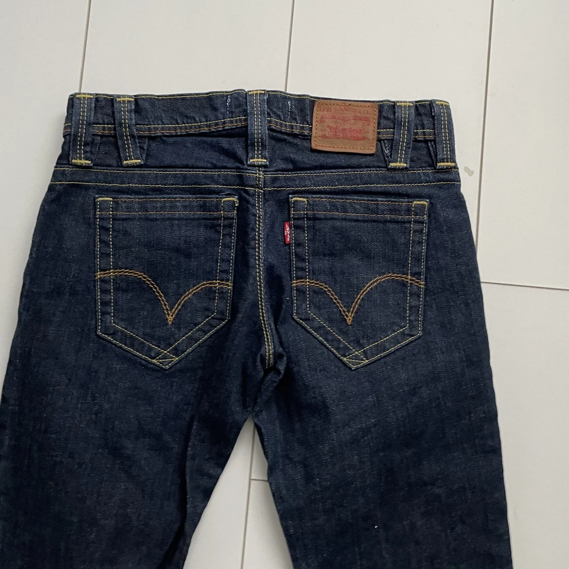 Levis jeans  - 90