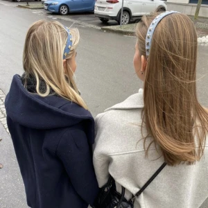 Jeansdiadem - Jeans diadem i olika designer och färger! Gå in på uf.mad på instagram för mer info och beställ ❤️priserna är 99-139kr😋
