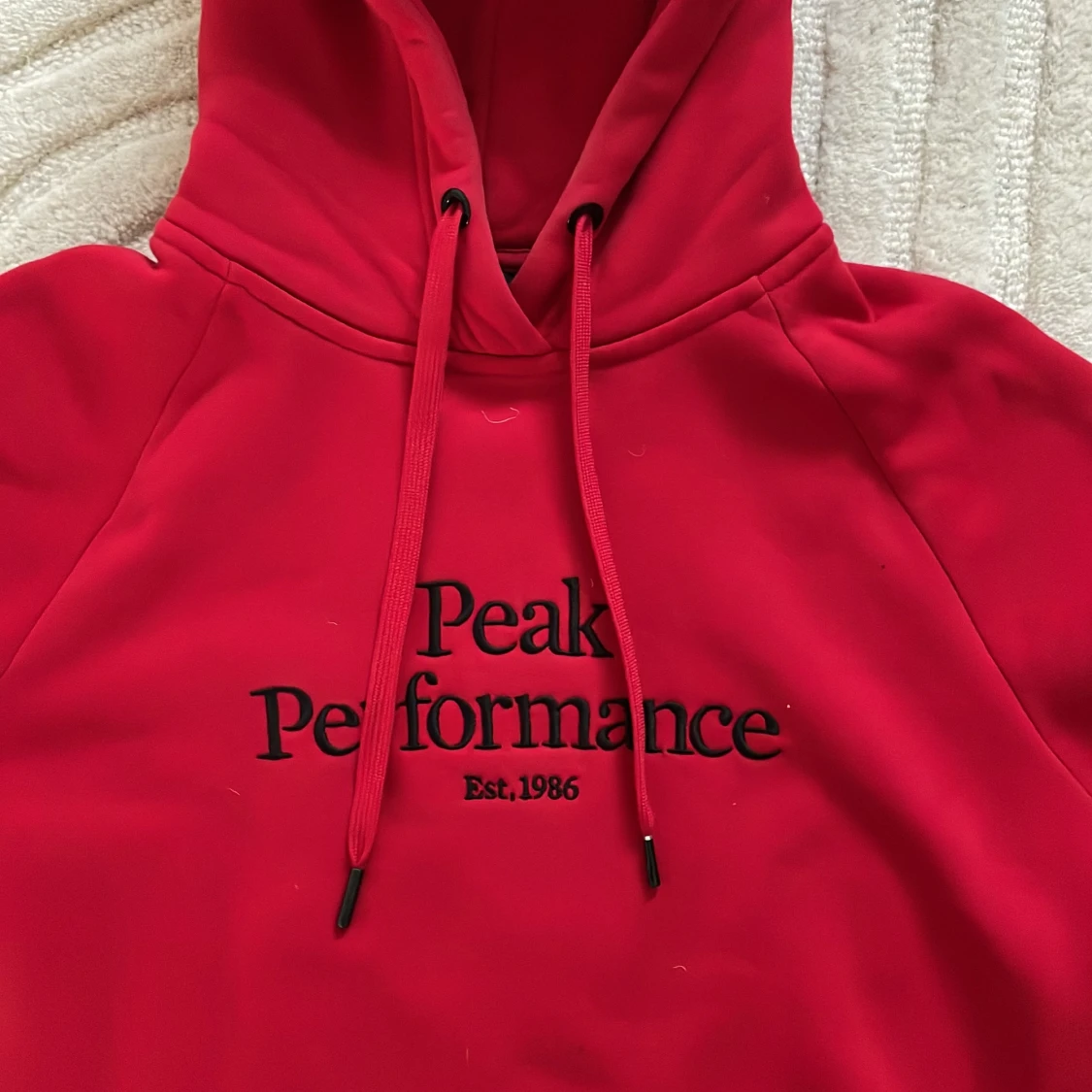 Peak performance hoddie - 90