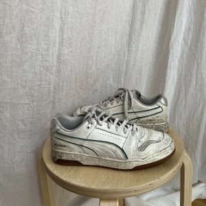 Puma x Butter Limited Edition - Puma x Butter sneakers Limited Edition.   Smutsiga men går att göra rena enkelt. 