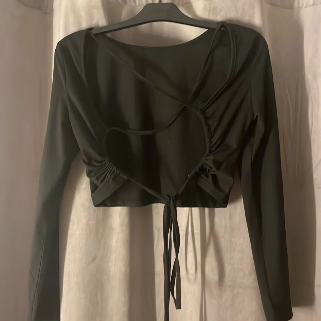 Långärmad svart tröja - 90