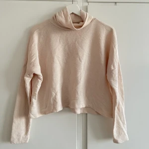 Polo - Kortare vid magen