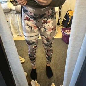 Stronger tights - Stronger tights i storlek S, finns inga tecken på användning. 
