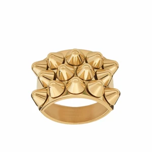 Edblad ring  - Säljer min peak ring från Edblad som är använd fåtal gånger. Köparen står för frakten. 